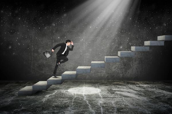 劳动合同法规定工作年限：了解您的权益与义务图1
