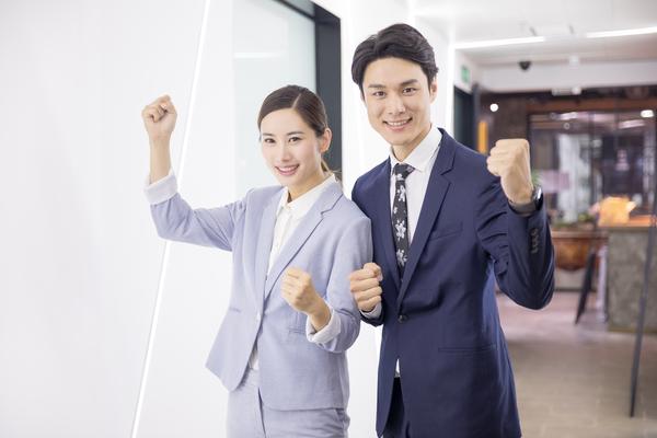 《租赁加油站违约责任条款：明确租赁双方权益的保障措施》图1