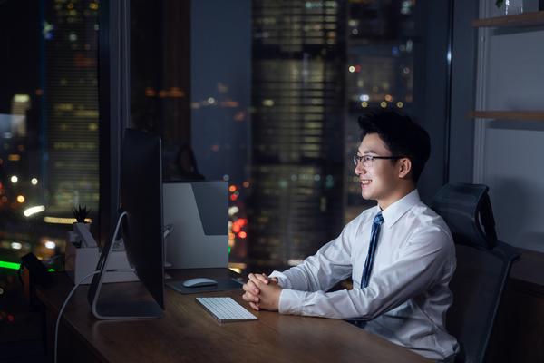 劳动合同法规定临时工工作时间及待遇解析图1