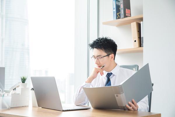 《大型企业创新管理职能案例解析：如何实现创新与发展的平衡》图1