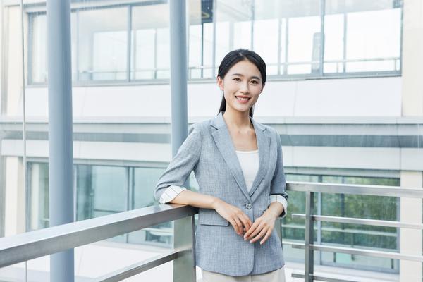 《心脏病患者如何应对职场压力？合同终止原因大揭秘》图1