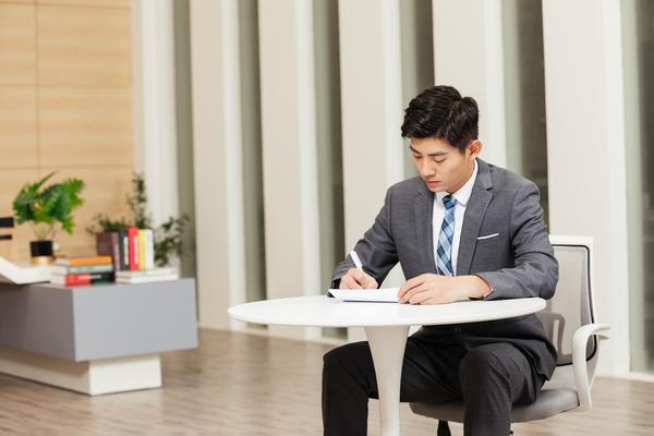 抵押假冒签字合同的效力探究图1