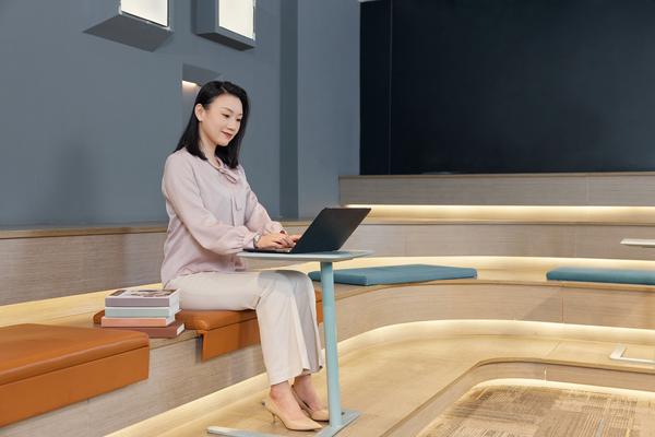 缓刑期间能否继续工作：劳动合同的履行与劳动权益的保护 图1