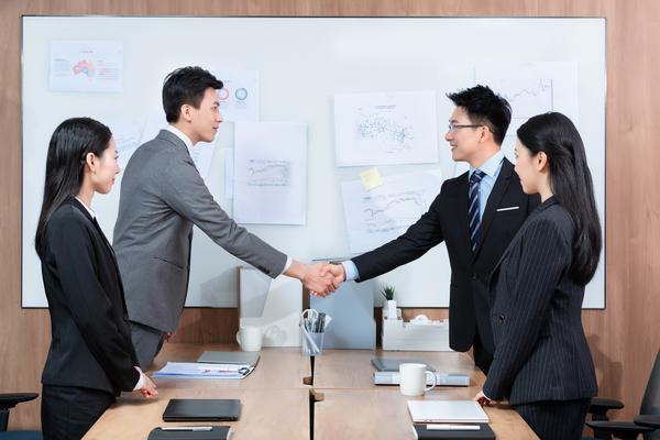 《劳动合同法规定：企业应履行社会责任，保障员工健康权益》 图2