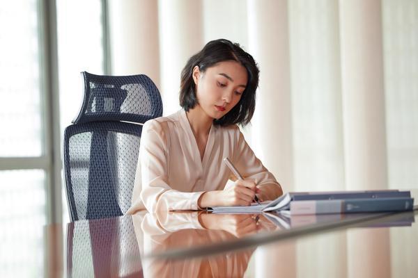 《工作服合同违约责任及纠纷处理策略分析》图1