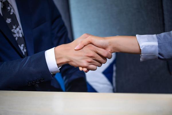 《日薪制员工合同法规定：企业应保障员工权益》图1