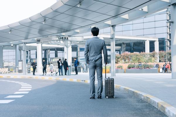 民间借贷变诈骗：典型案例剖析与法律适用探讨 图2