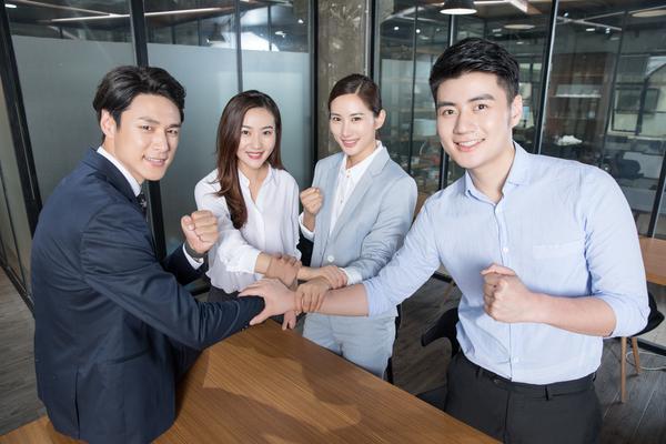 《肺患者与妻子情感困境：与生命的抉择》图1