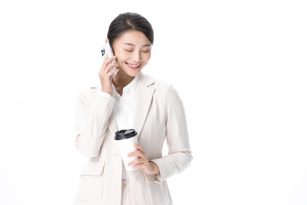 《奶茶店招商陷阱：揭秘虚假宣传手法》 图1