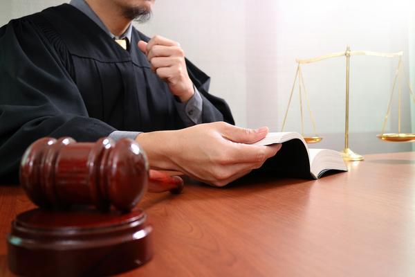 私刑法院：司法独立的挑战与威胁 图2