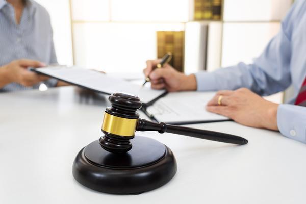 男性主导下的刑法适用问题分析|刑法中的性别平等探讨 图1