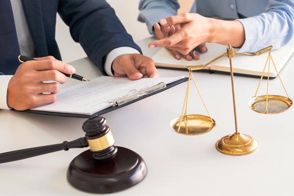 虚假宣传的法律认定标准及其责任分析