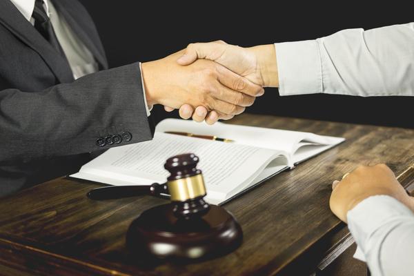 法律视角下的破产程序合同继续履行|共益债务认定与实务解析 图2