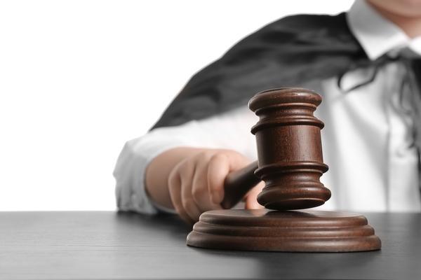 取保后数月审判缓刑：案例剖析 图1
