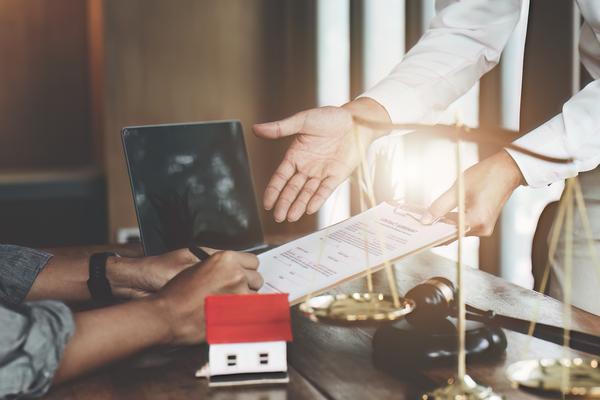 《房产代理人虚假宣传案底的揭露与揭秘》图1