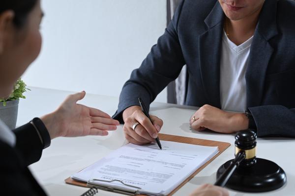 劳务派遣终止合如何合理补偿员工 图1