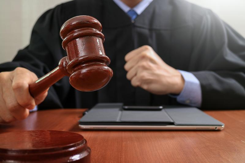 水利公司法人张三因合同纠纷被诉至法院图1