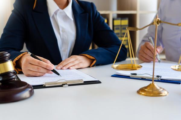 社会保险合同终止原因的法律分析与实践探讨
