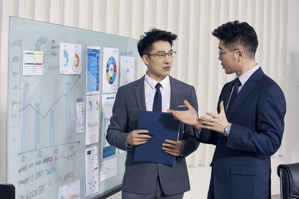 刑法案例汇报材料范文格式及写作指南 图1