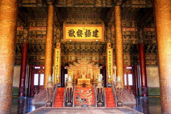 甲方面临随时终止合同的风险：深入探讨合同终止权利图1