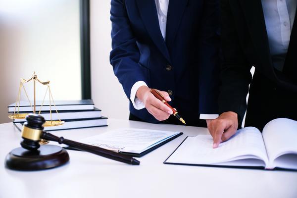 《劳动合同订则与形式探究：劳动法规视角下的合同签订实践》 图2